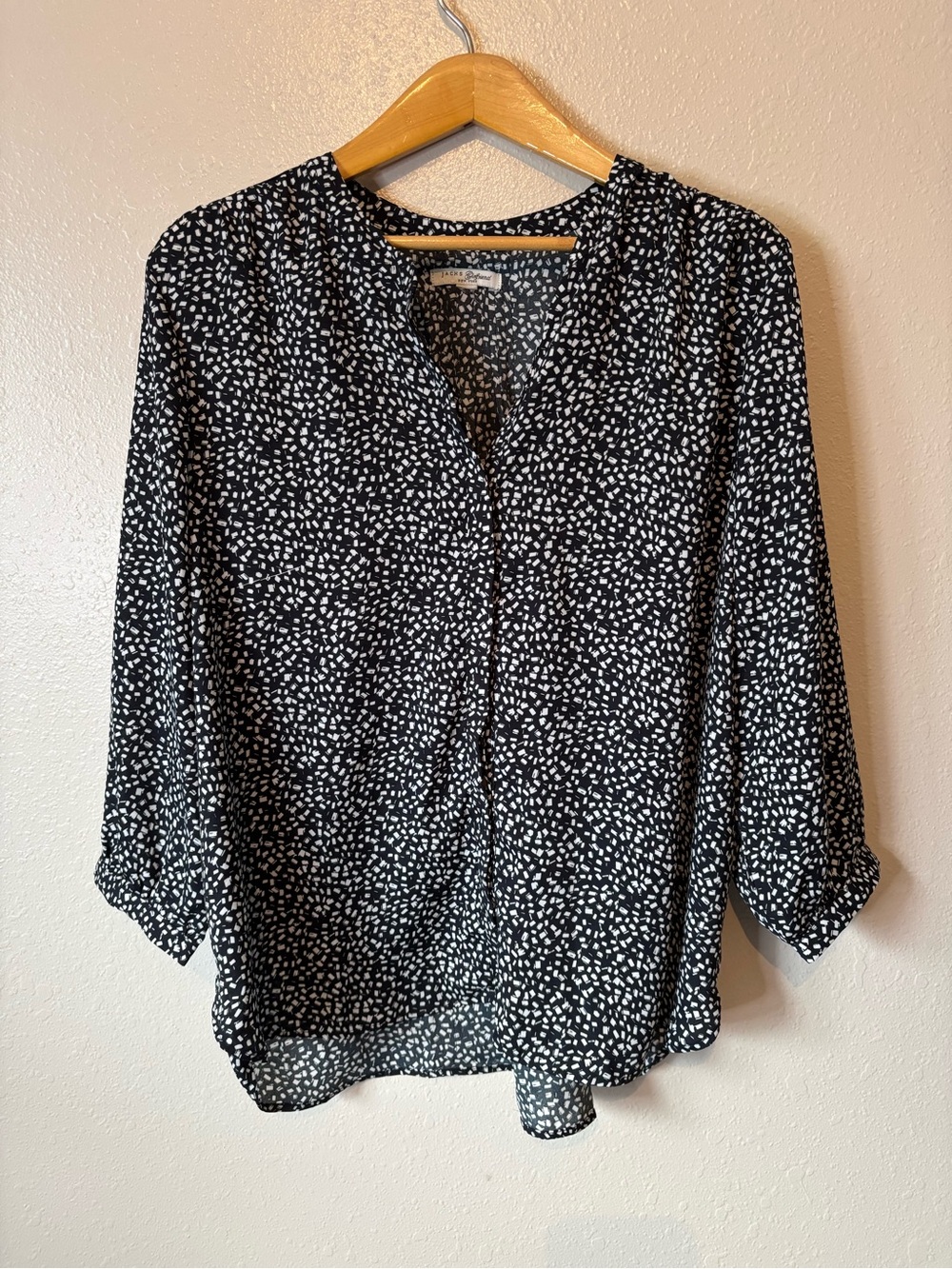 Jacks Girlfriend New York blouse